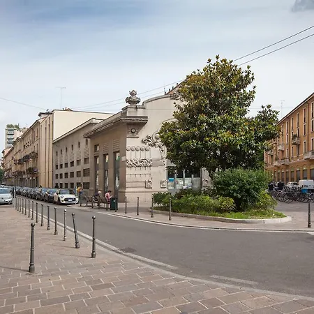 - Downtown Apartment *